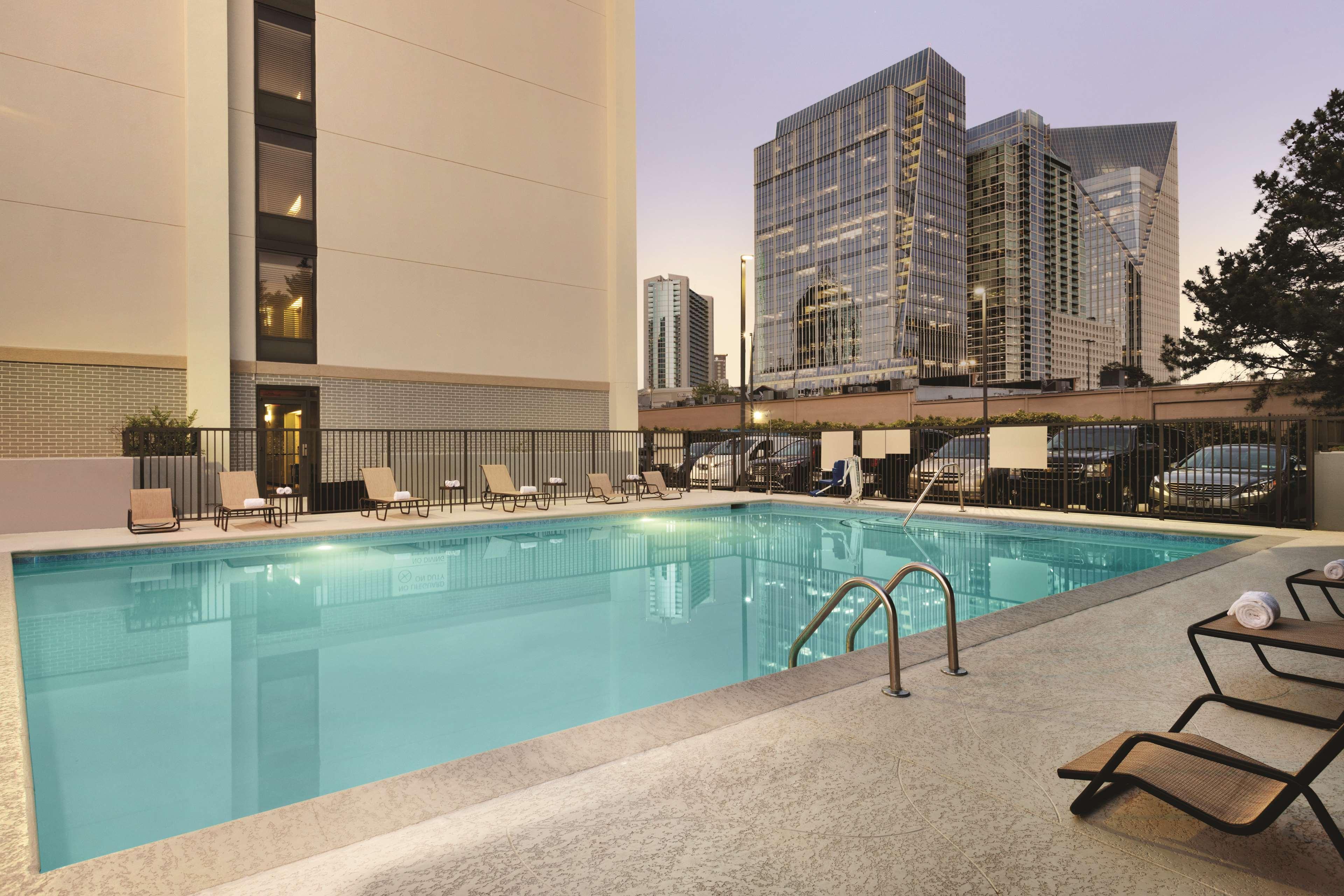 Hampton Inn Atlanta-Buckhead Экстерьер фото